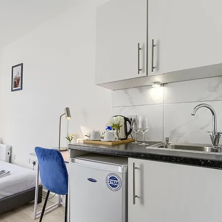 The Finsbury Deluxe Apartments London Exterior photo